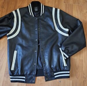 size M Leather Jacket 🧥
